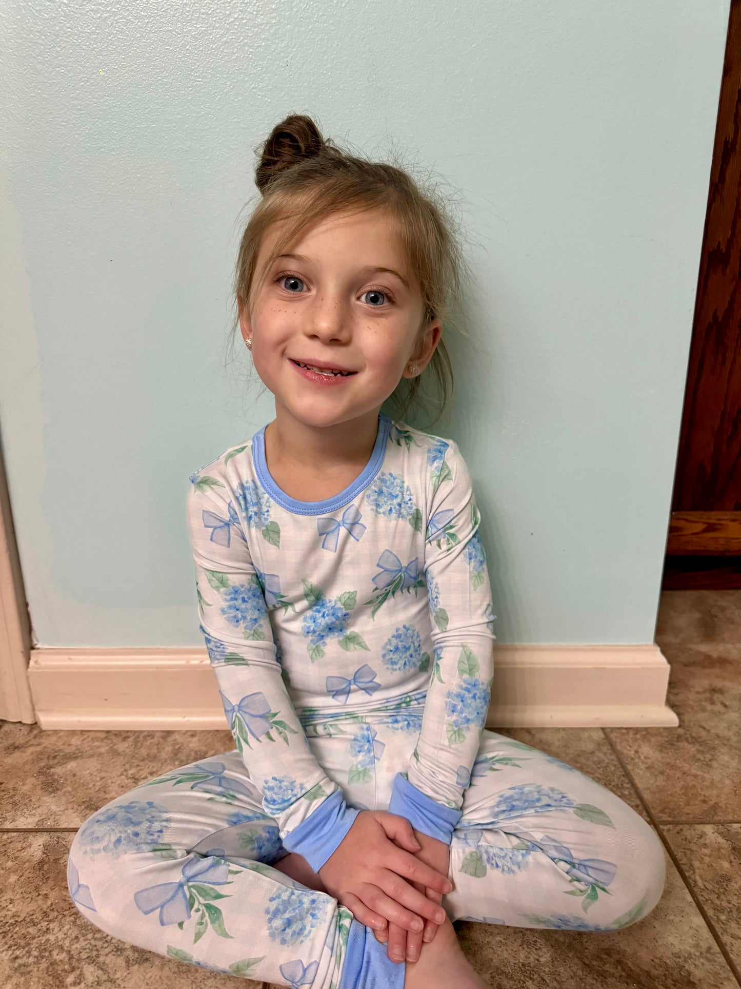Bedtime blossoms & bows bamboo 2 piece set