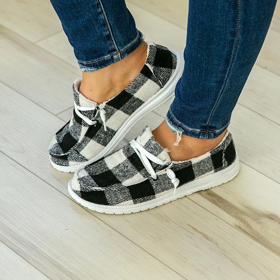 Ladies Gypsy Jazz Riley Sherpa Lined Shoes - Black Buffalo Plaid