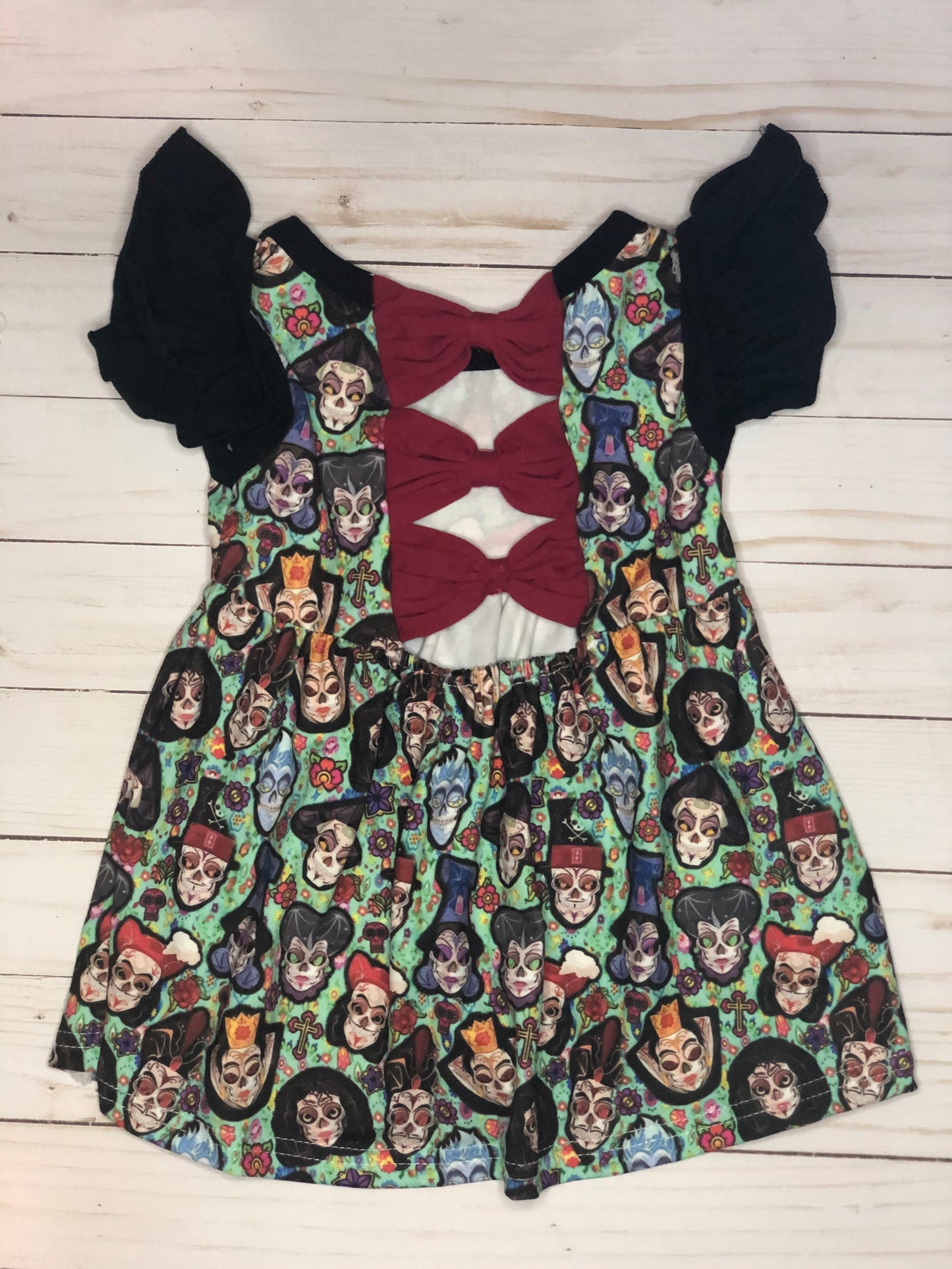 Sugar skulls flutter sleeve dress