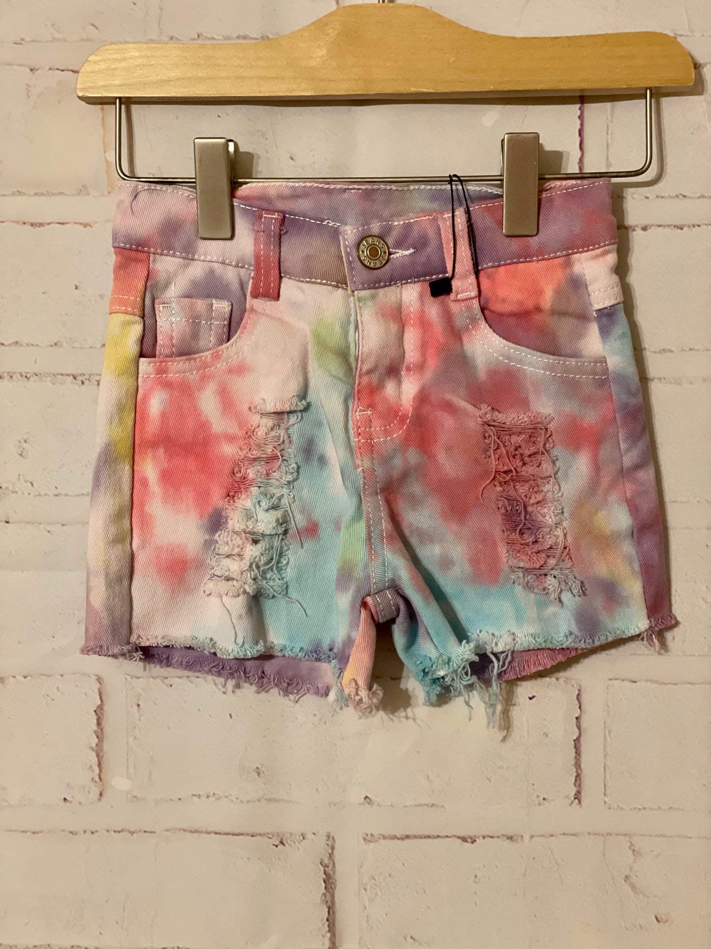 Distressed girls shorts